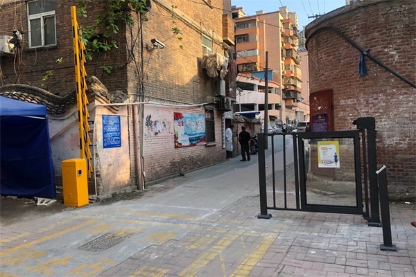 徐州西阁街综合楼北门选择徐州红杏视频下载入口科技有限公司红杏黄片APP下载广告门产品
